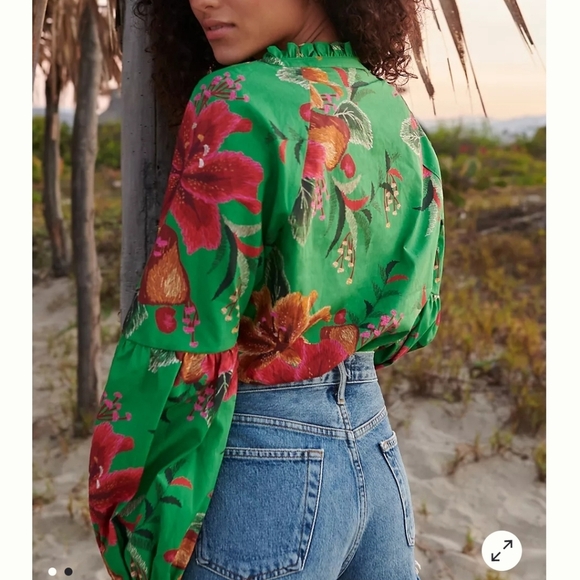 FARM Rio Raquel Button down Puff Sleeve Top - Picture 2 of 14